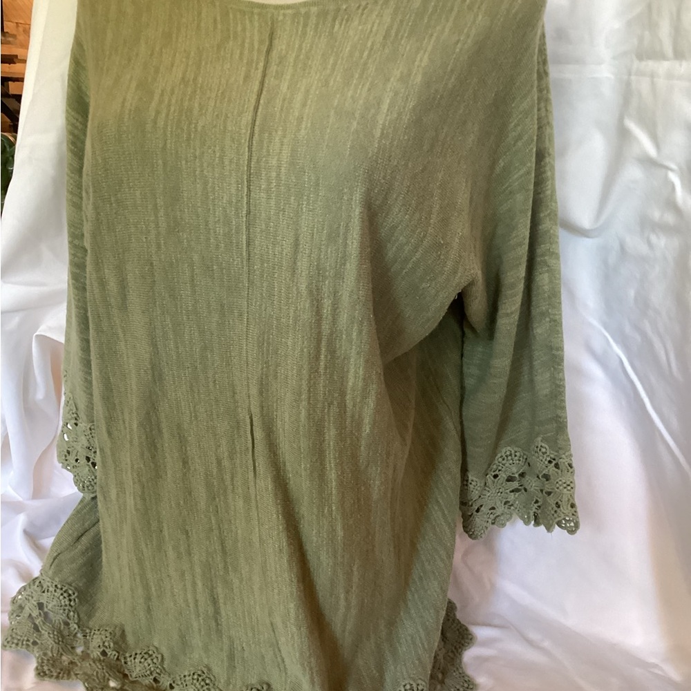 Coldwater Creek Medium Large Top Green Lace Nice!
